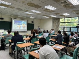 於國際輔助醫學高峰會／跨領域智慧醫學應用學術論壇，與台灣輔助醫學醫學會合辦元宇宙亞健康照護工作坊，並於聲光電磁論壇擔任座長，主講量子醫學於再生醫學之應用